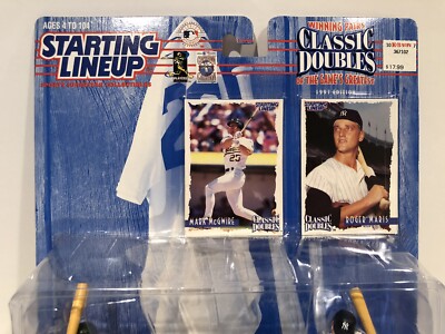 1997 EDITION STARTING LINEUP MARK MCGWIRE & ROGER MARIS WITH CARDS