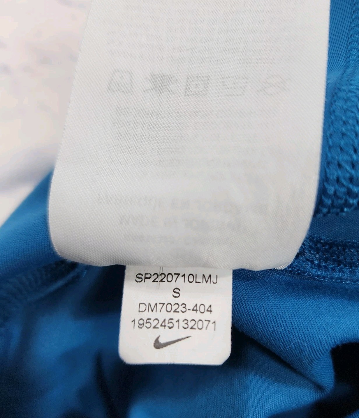 Nike Yoga Pants WOMENS SIZE S Green Dri-Fit 7/8 High Rise Tight Fit DM7023-404 thumbnail 10