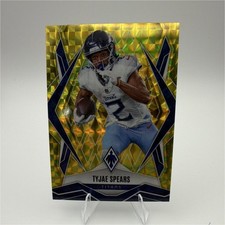 Panini Phoenix Tyjae Spears #56 Yellow Pyramids /185 Titans NFL 2025
