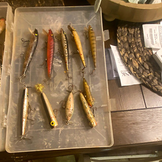 Lot of 10 Hard Plastic Minnow/Jerkbait Fishing Lures for Bass Freshwater