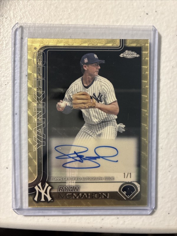 2025 Topps Chrome Update Ryan McMahon Superfractor Auto 1/1 New York Yankees