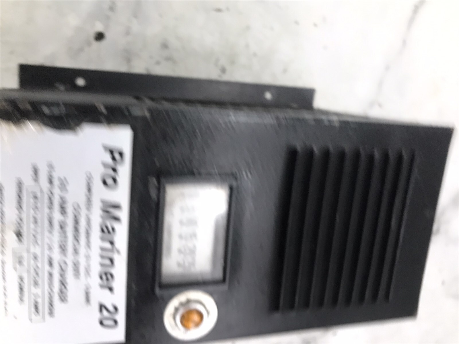 91 Baja 270 Boat Pro Mariner 20 amp commercial duty marine battery charger