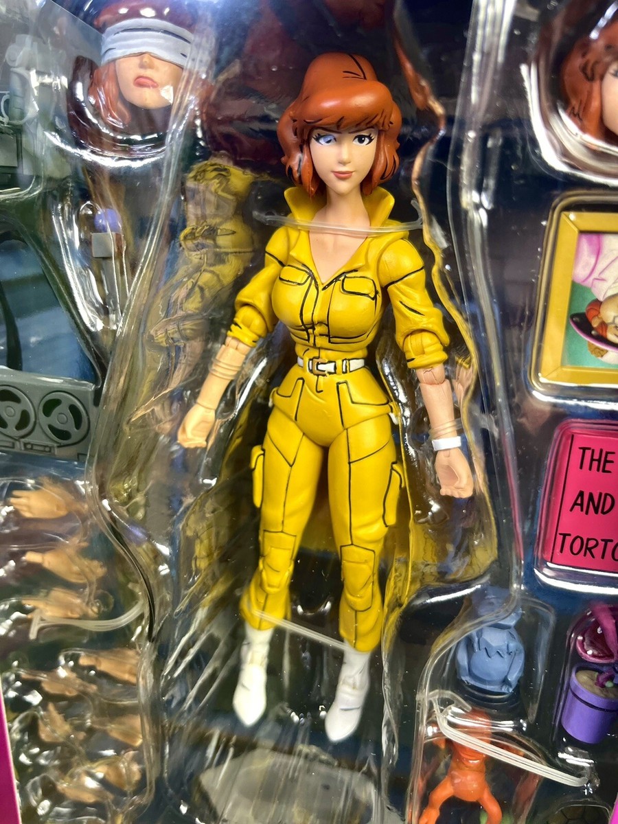 NECA ネカ April エイプリル・オニール TMNT 2023 NECA Teenage Mutant Ninja Turtles Figure: APRIL O'NEIL