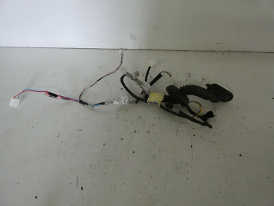 Toyota Auris BJ 2012 Türkabelbaum hinten links 821540257