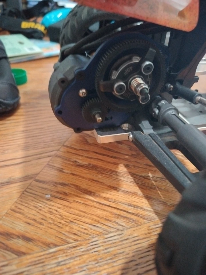 Traxxas Drag Bandit/Rustler 2WD w/ Electronics & Race Trim VXL 272R Streched HR - Image 2 of 4