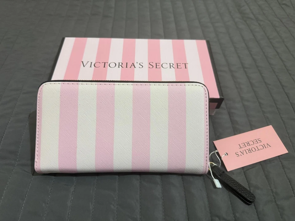 PORTAFOGLIO LARGE POCHETTE PORTACARTE NUOVO VICTORIA'S SECRET - Immagine 2 di 3