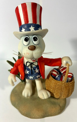Enesco Peter Cottontail 2000 Golden Books Figure Jly 4th Patriotic Rabbit 796646
