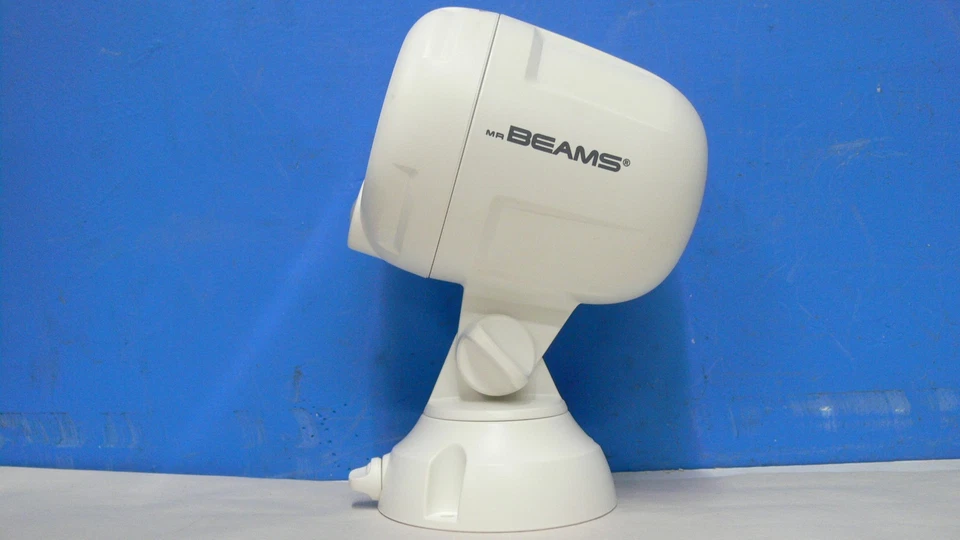 Beams MB360XT 200 Lumen Wireless Battery Operated Powered Motion Sensing LED - Image 3 of 4