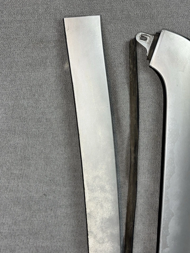 2004-2008 04-08 CHRYSLER CROSSFIRE КУПЕ ЛОБОВОЕ СТЕКЛО МОЛДИНГ ОТДЕЛКА СТОЙКИ КОМПЛЕКТ OEM - Изображение 4 из 4