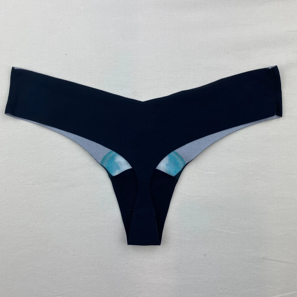 COMMANDO Underwear Womens S M Photo Op I LOVE NY Thong Low Rise Raw Cut Black - Image 3 of 4