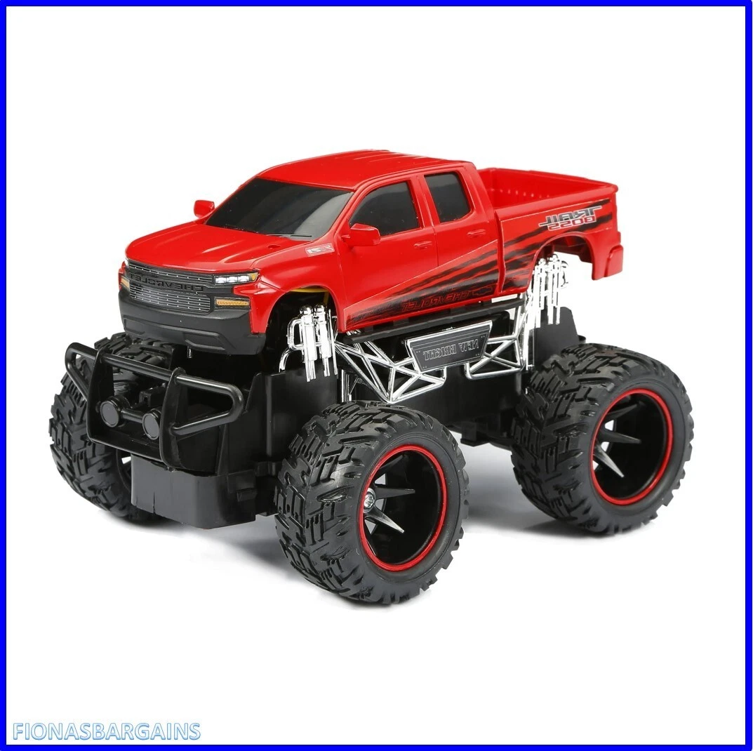New Bright 2424 R C Motor Sport Red Chevrolet Silverado 1 24 Trail