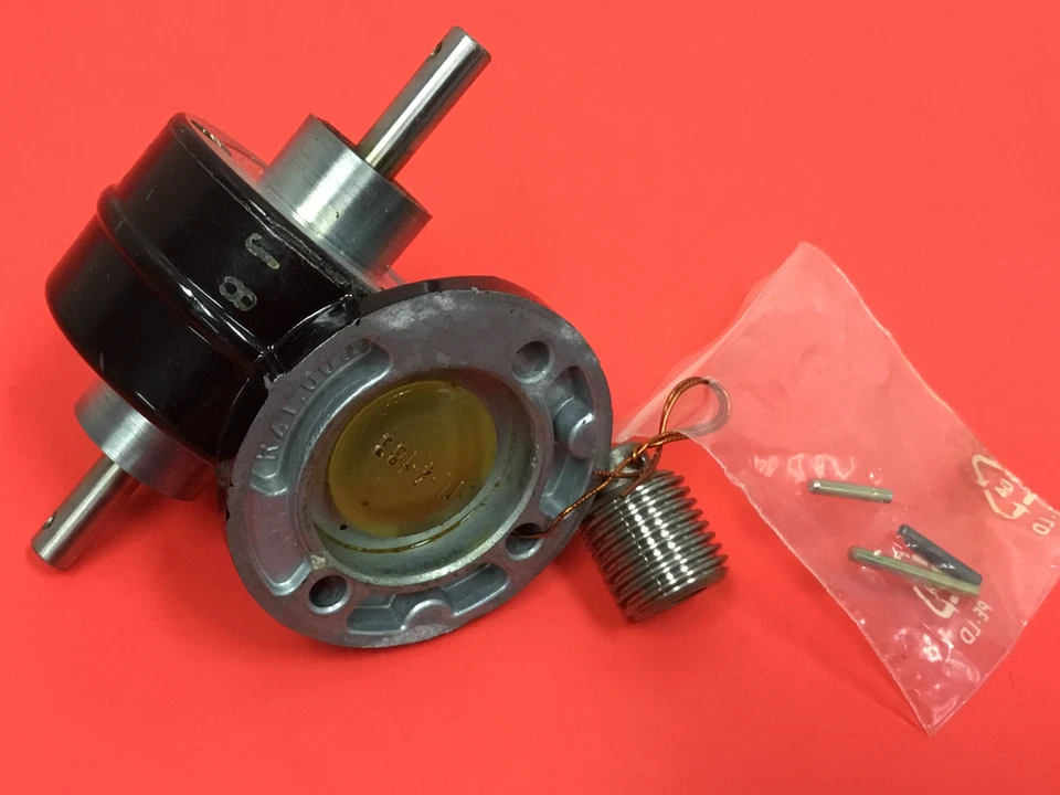 Groschopp - Type: E1 - Md. max 100 Ncm - Right Angle Gearhead - UNUSED - Image 2 of 4