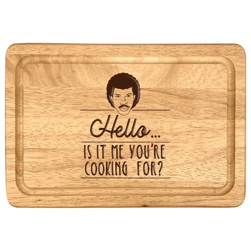 Divertido regalo de Lionel Richie ¿Hola soy yo por el que estás cocinando? Tabla de cortar madera - Imagen 26 de 32
