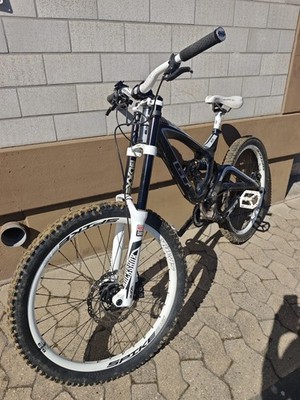 Custom Downhill Bike GT Fury 2.0 26zoll Full Suspension