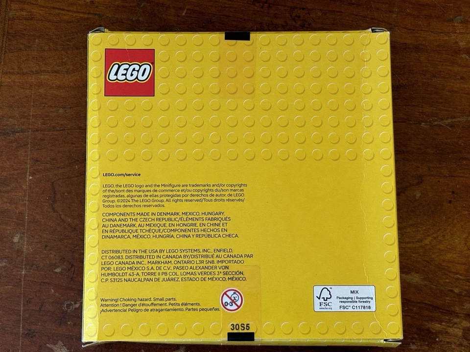 LEGO Insiders Exclusive 6607199 Retro Space Explorer  - Image 2 of 4