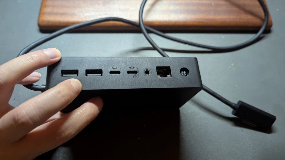 Microsoft Surface Dock 2 Dockingstation - Schwarz