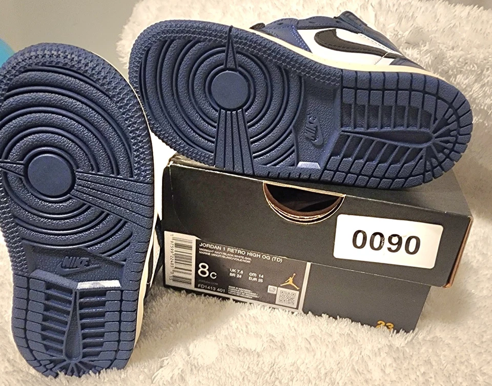 Jordan 1 Retro Alto OG TD Midnight Azul Marino/Negro-Blanco-Azul (Talla 8C) Foto 3 de 4