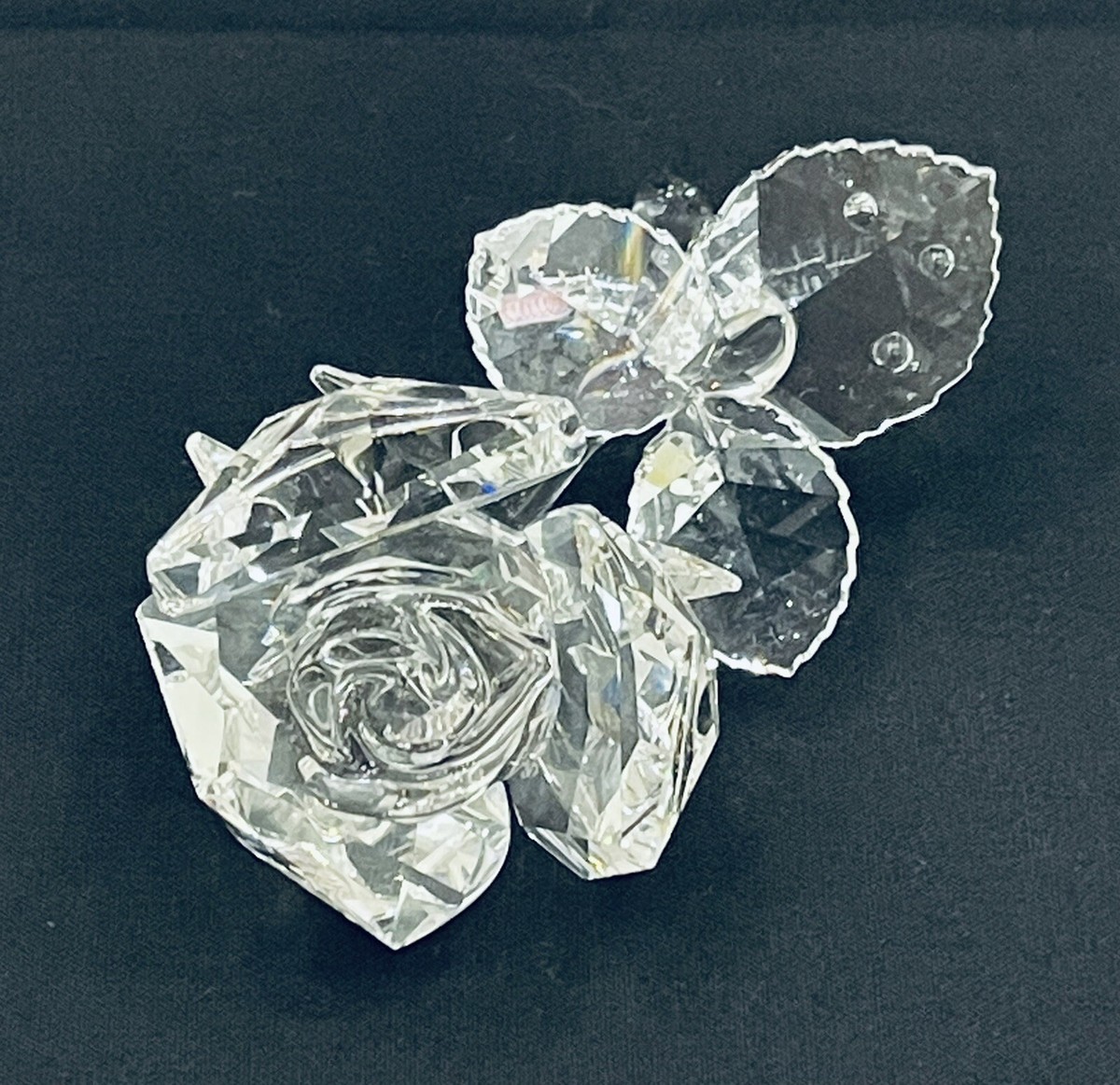SWAROVSKI ローズオブジェ Swarovski Crystal 'Rose with Dew Drops' Figurine. Gently Used With