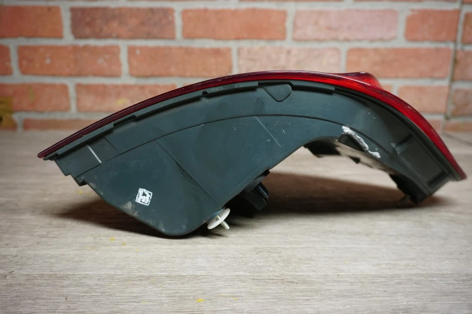 BMW 528I F10 2012-2013 sedán luz trasera exterior luz de freno freno OEM Foto 3 de 4