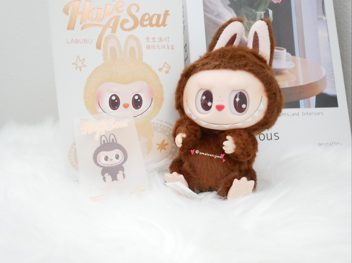 キーホルダー LABUBU DUODUO AUTHENTIC POP MART LABUBU Monsters Have A Seat Keychain