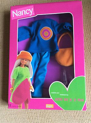 Vestido Nancy de FAMOSA diseñado por Agatha Ruiz de la Prada