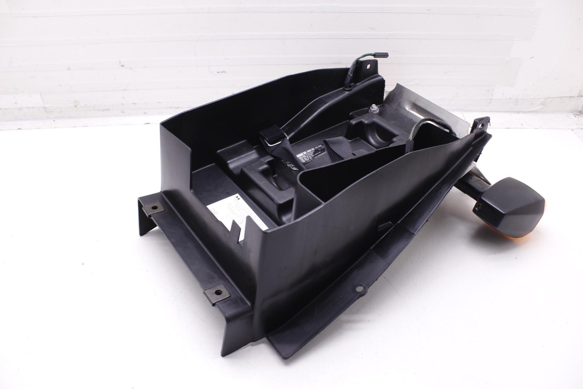 女性が喜ぶ♪ 98-99 KAWASAKI NINJA ZX9R OEM REAR BACK FENDER 女性が喜ぶ♪ 98-99 KAWASAKI NINJA ZX9R OEM REAR BACK FENDER