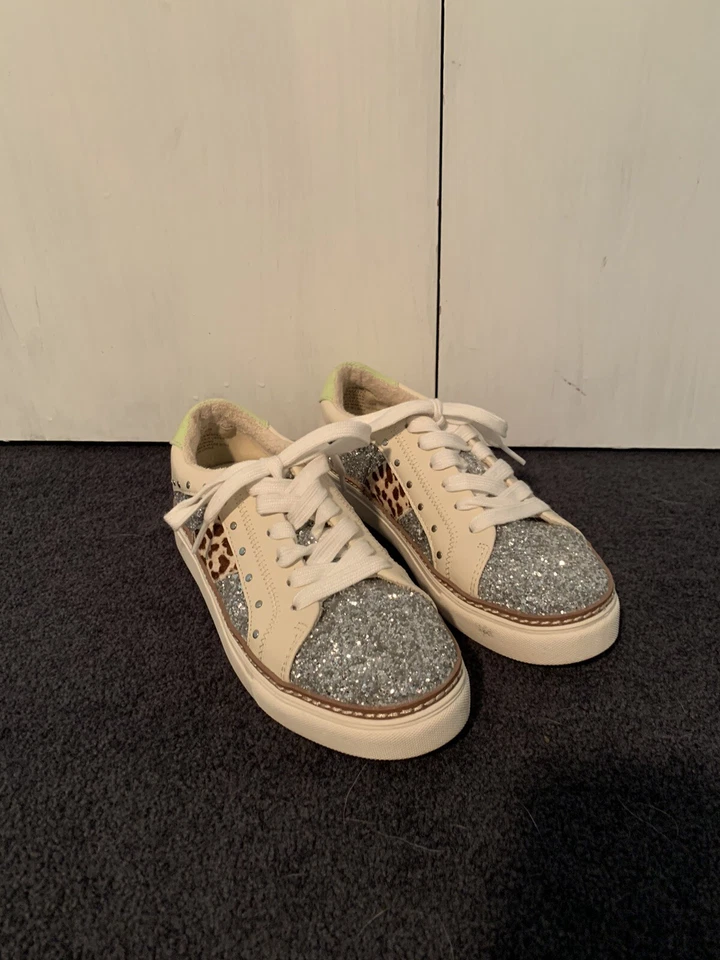 Crown 复古女式多色鞋 7 码 — 第 2/4 张图片