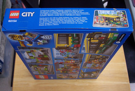 Lego City 60154 Bus Station NISB factory sealed + Ins shipping