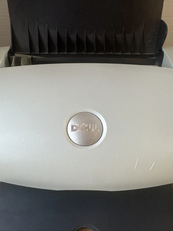 Impresora de inyección de tinta Dell 720 - VENTANAS - IMPRESIÓN EN COLOR Y BLANCO Y NEGRO USB Foto 2 de 4