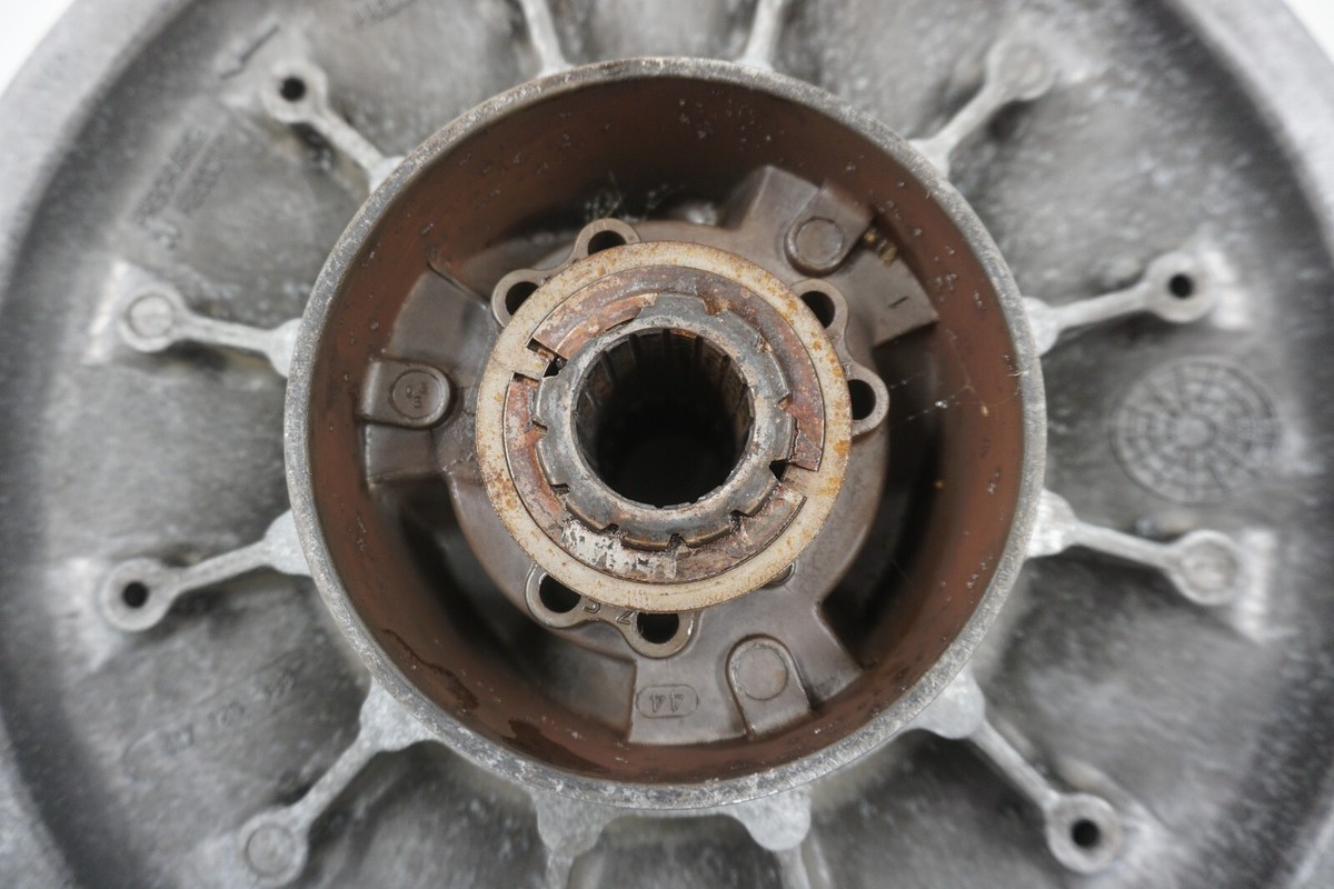 2004-2005 Ski-Doo 600 800 OEM Secondary Driven Clutch MXZ X GSX