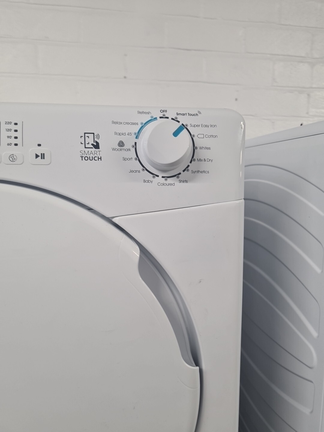 Candy CSEC9LF White Condenser Tumble Dryer 9 KG Sensor Drying Energy B