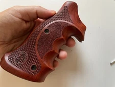 Remade Professional Target Grips for S&W K/L frame Square Butt Checker Hardwood