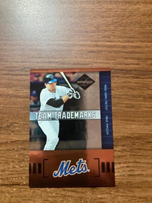2004 Leaf Limited Team Trademarks /100 Mike Piazza #TT-11 Mets