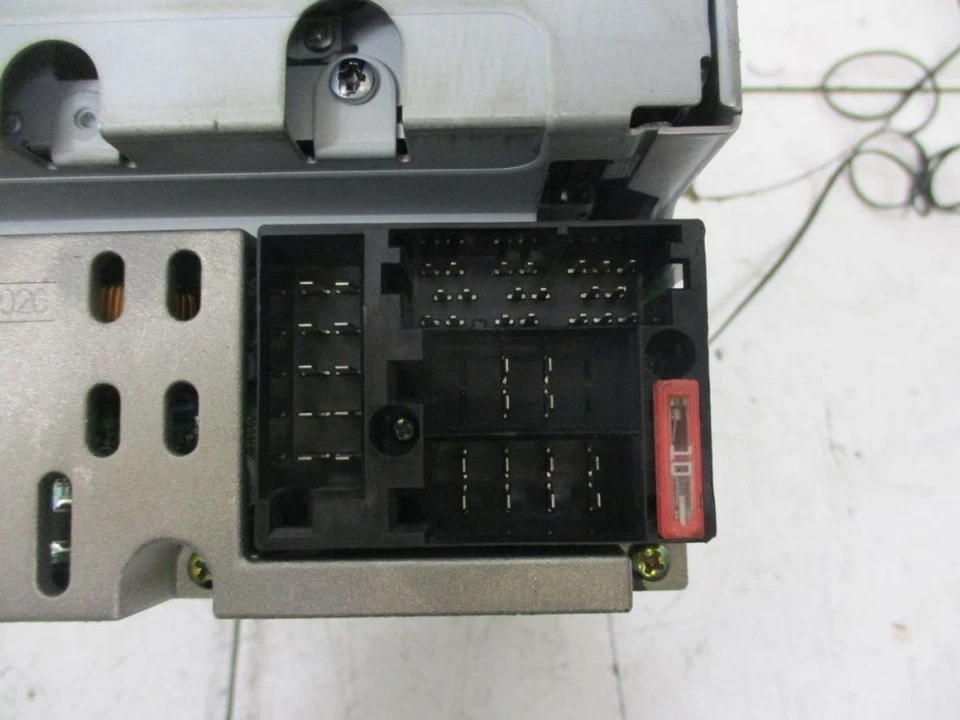 Combinación cambiador radio/CD compatible con AUDI A4 (8EC, B7) 2.0 TFSI 8E0035195H Foto 4 de 4