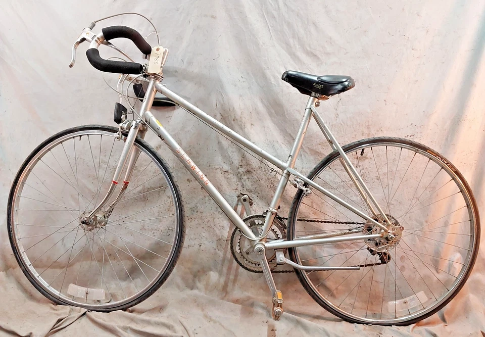 Bicicleta de carretera Panasonic Schwinn Le Tour Mixte 1979 56 cm acero con orejetas medianas ~ Foto 2 de 4