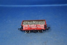 Bachmann 37-033 5 Plank Wagon 'John Arnold' (With Load, NEM Couplings. Boxed))