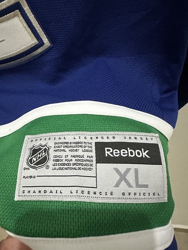 Maglia REEBOK NHL Henrik Sedin #33 Vancouver Canucks autografata firmata XL USATA IN OTTIME CONDIZIONI - Foto 4 di 9