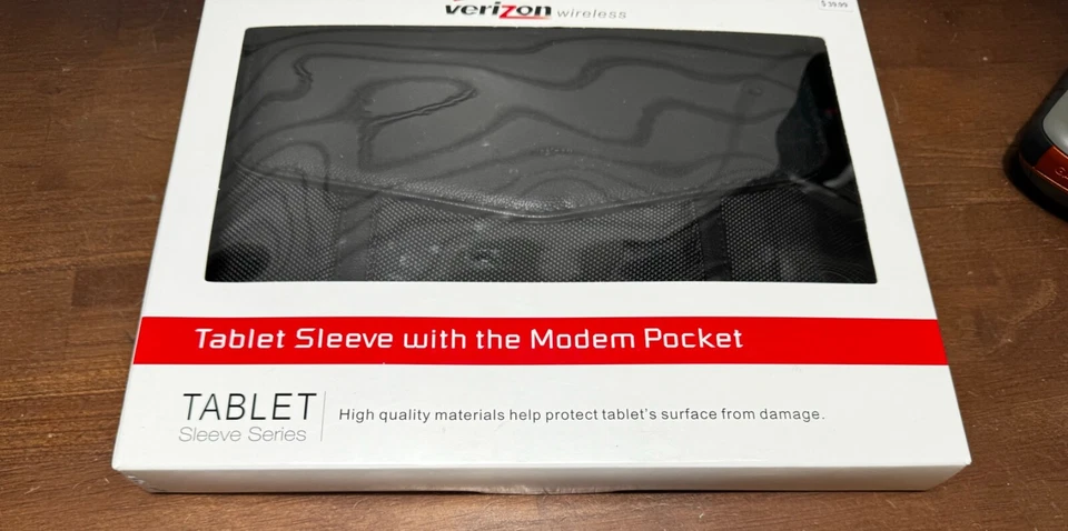 NEW Verizon Universal Tablet Sleeve For iPad 2 with Modem Pocket - Image 4 of 4