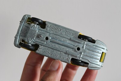 その他 Dinkytoys Dinky Toys 4.6” JENSEN FF INTERCEPTOR Yellow Diecast CAR