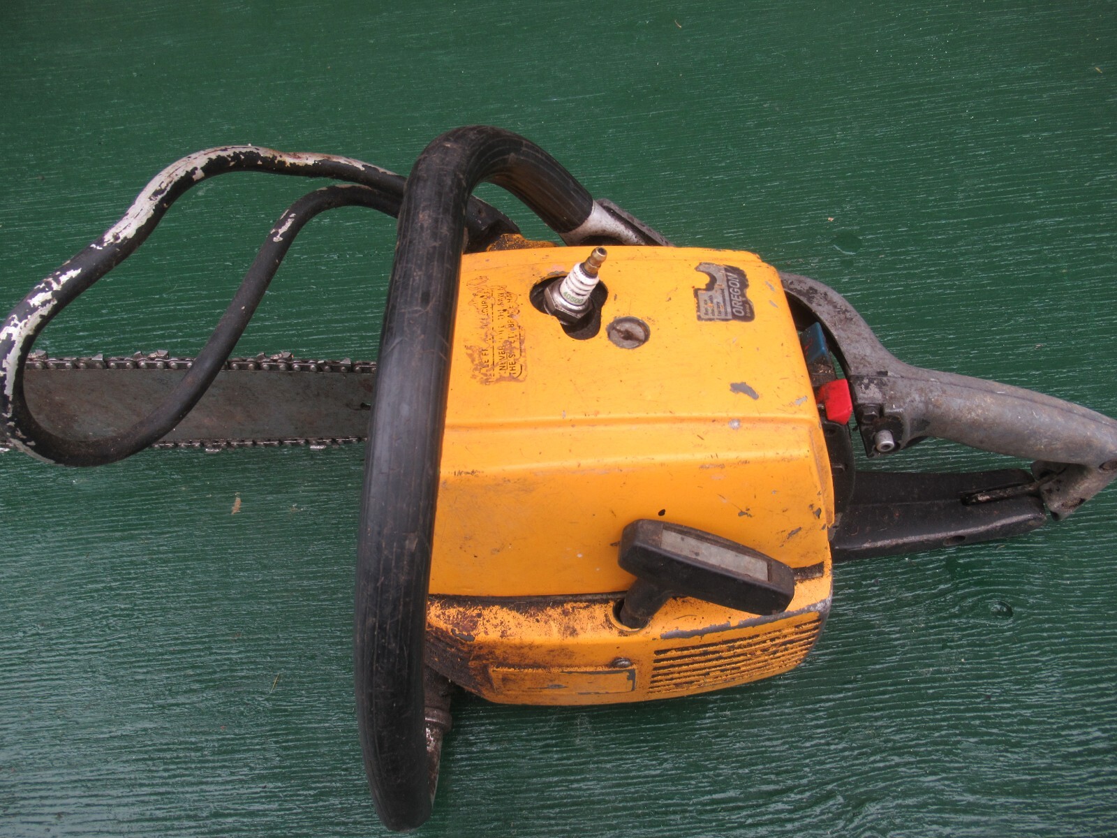 Vintage PARTNER Chainsaw Chain Saw with 15