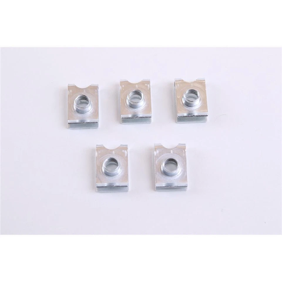 Radiador compatible con Saturn Astra 13170111 1300 285 Foto 4 de 4