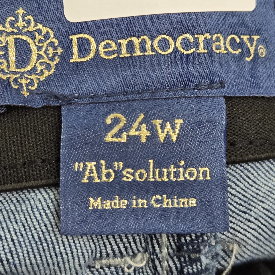 Democracy Women Shorts 24W Blue Denim Absolution 14" Inseam - Image 3 of 4