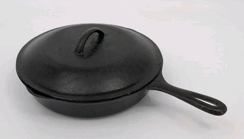 Vintage Wagner Ware No 8 Cast Iron Skillet 10 1/2 Inch With Lid Made In USA
