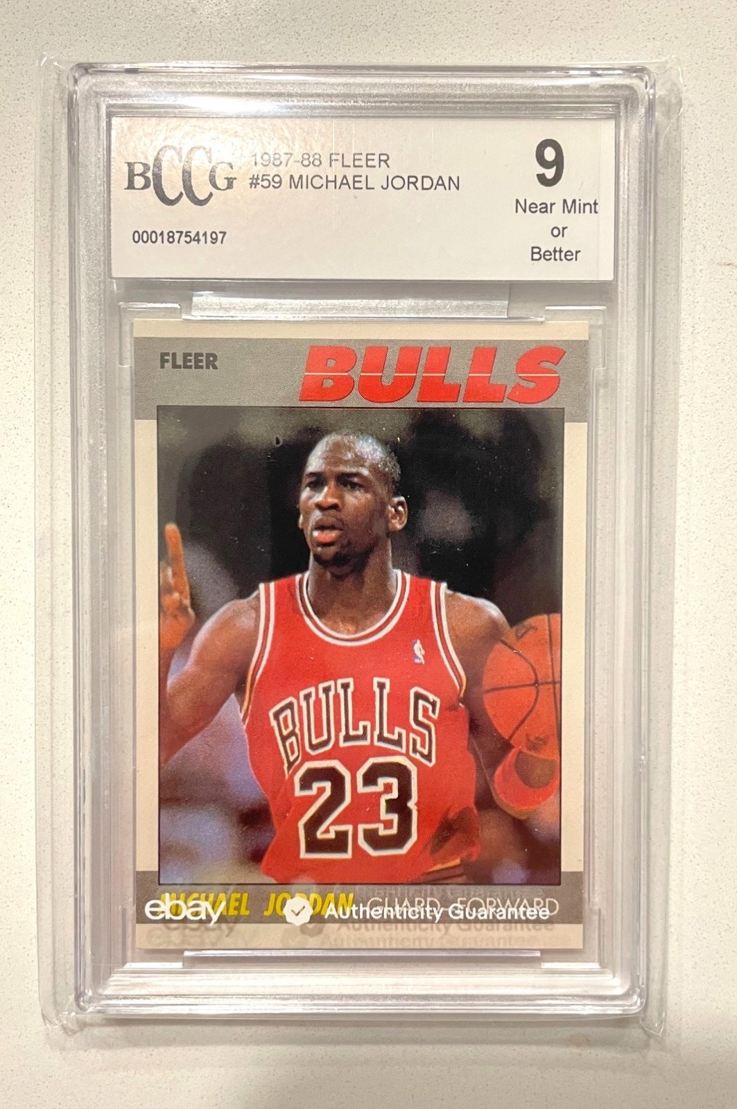 1987-88 FLEER MICHAEL JORDAN #59 BCCG 9 MINT  2nd Year Jordan - Nice Card!