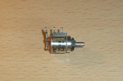 MCB PB BOBI 12, Klein-Potentiometer 10 k  ±10%, 3mm-Achse