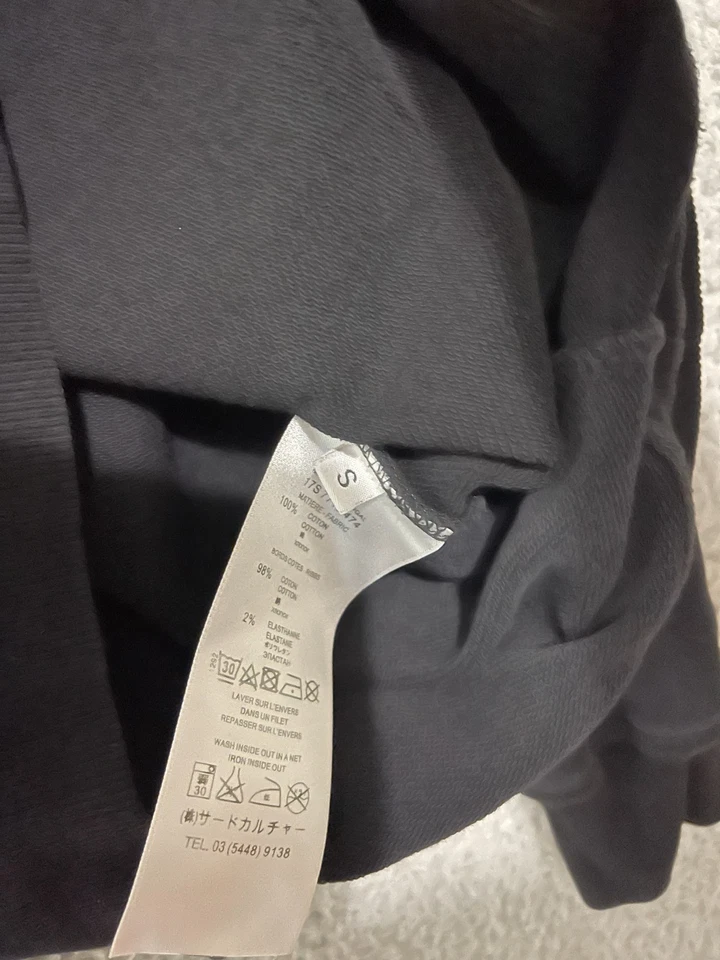 Sudadera Monocromática Givenchy Bambi Disney Talla Pequeña Negra Pull Over Adulto Foto 2 de 4