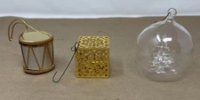 Lot of 3 Assorted Christmas Ornaments - EUC