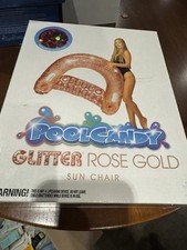 Pool Candy inflable holográfico oro rosa brillo jumbo piscina playa sol silla
