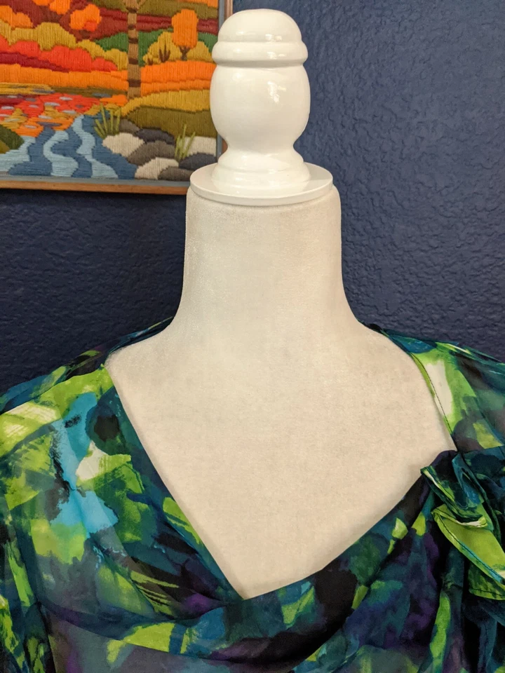 Marc Bouwer Green Sheer Blue Floral Geometric Blouse Top Sz Medium M - Image 2 of 4