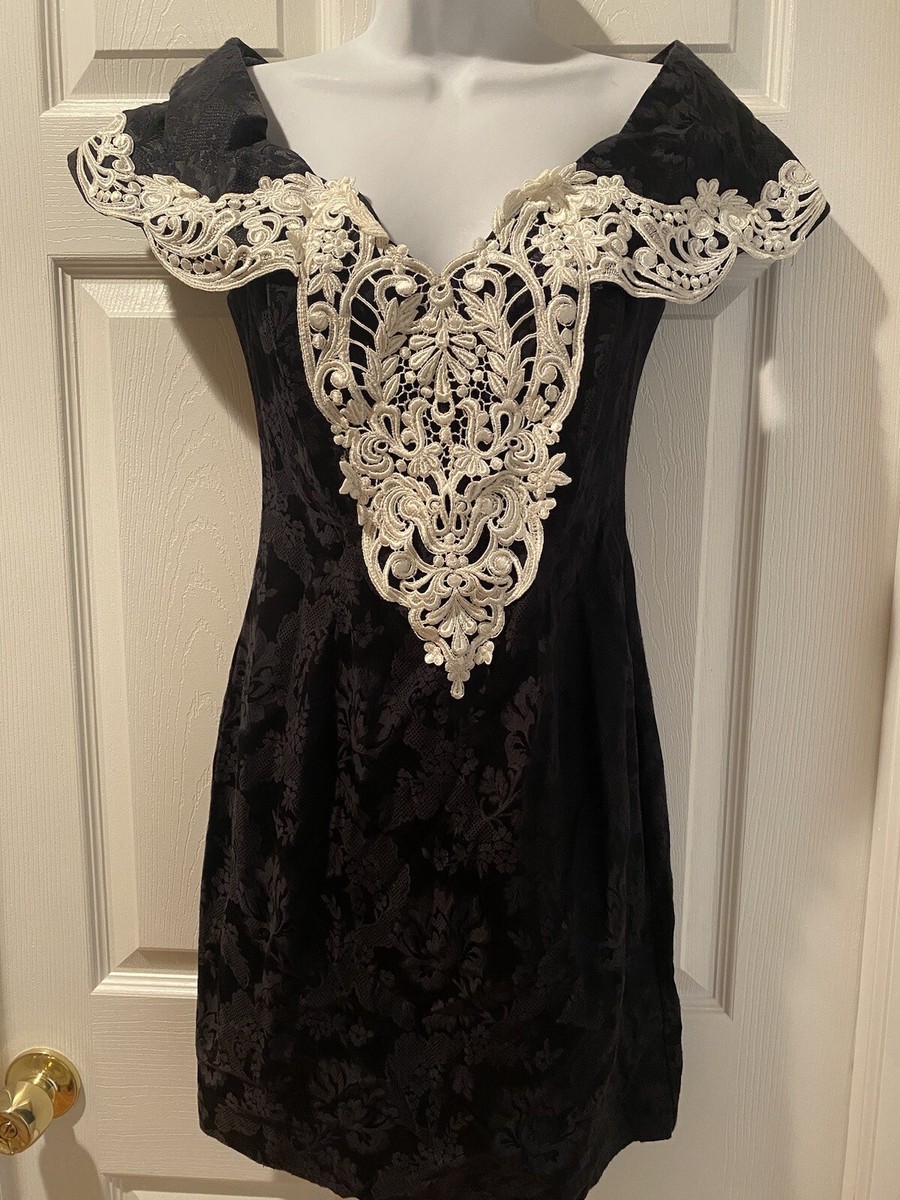 jessica mcclintock black and white lace dress Jessica McClintock Black w/ white lace dress. Size 8